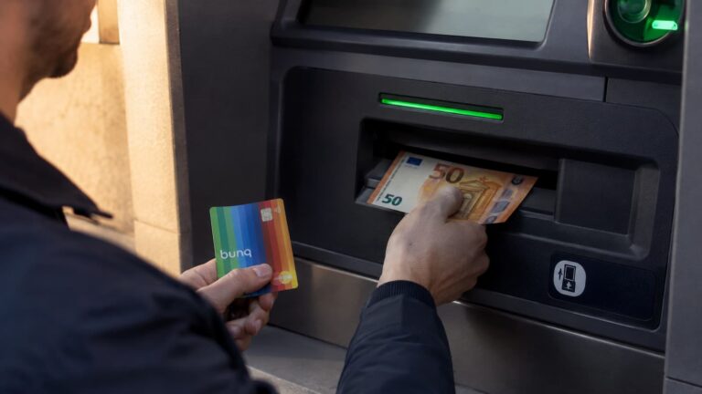 La comisión que puede aparecer al retirar efectivo con bunq según tu plan