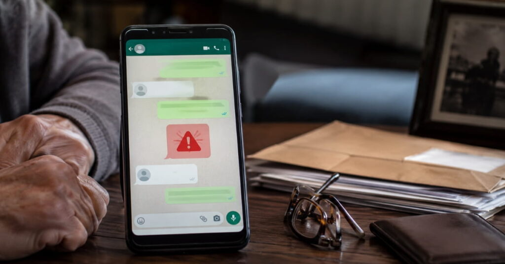 INCIBE alerta de mensajes falsos sobre aumentos de pensión por WhatsApp