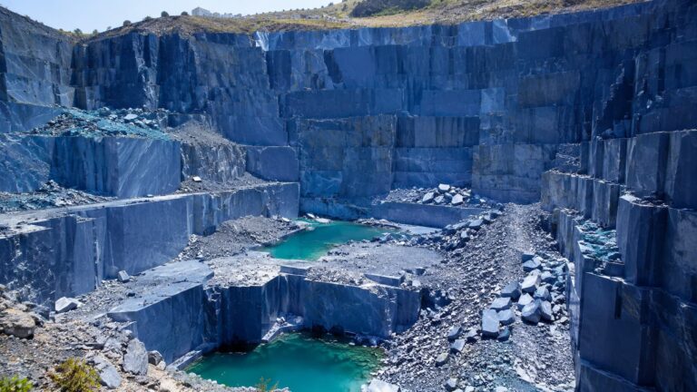 Cantera de piedra azul de Arucas en Gran Canaria