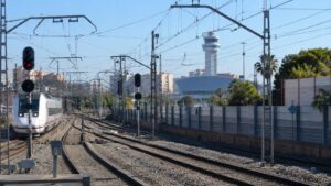 Entorno ferroviario de Sevilla donde se tramita el enlace Santa Justa aeropuerto