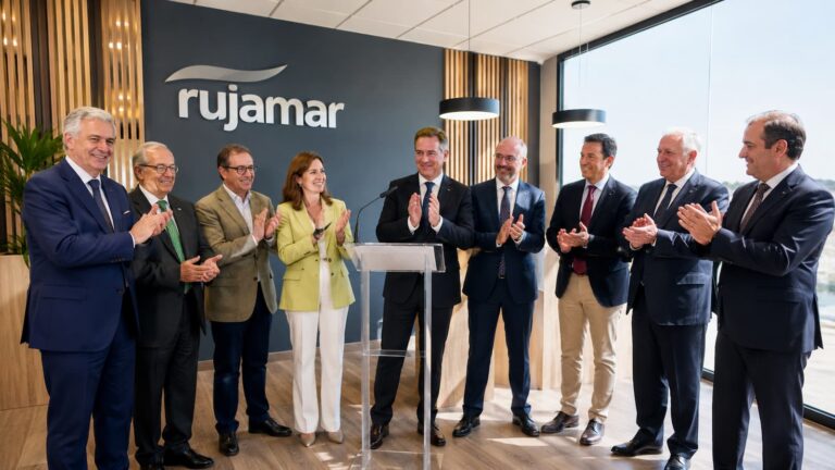 Inauguración de las nuevas oficinas de Rujamar en Cuenca donde se anunció la alianza con Incarlopsa para impulsar una fábrica de pienso en Montalbo. Foto Piedad López JCCM.