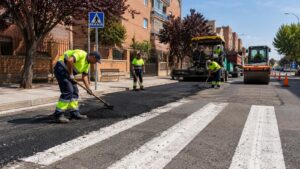 Obras de mejora urbana en Toledo el Ayuntamiento iniciará en agosto actuaciones en pavimento y pasos de peatones en Santa María de Benquerencia.