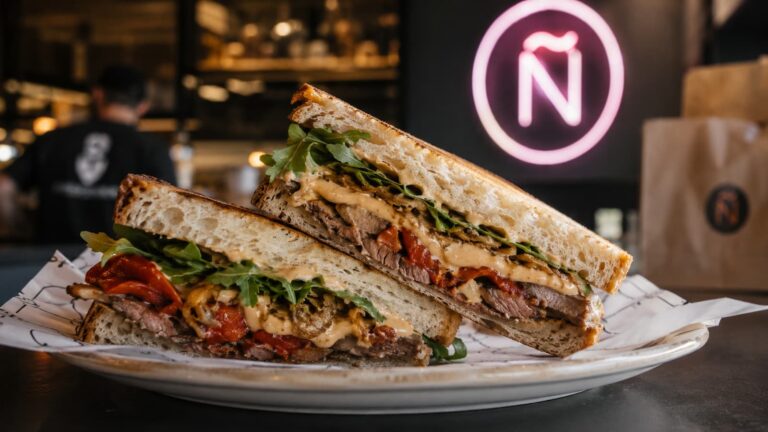 Palacios acuerda comprar Ñaming líder español en sándwiches