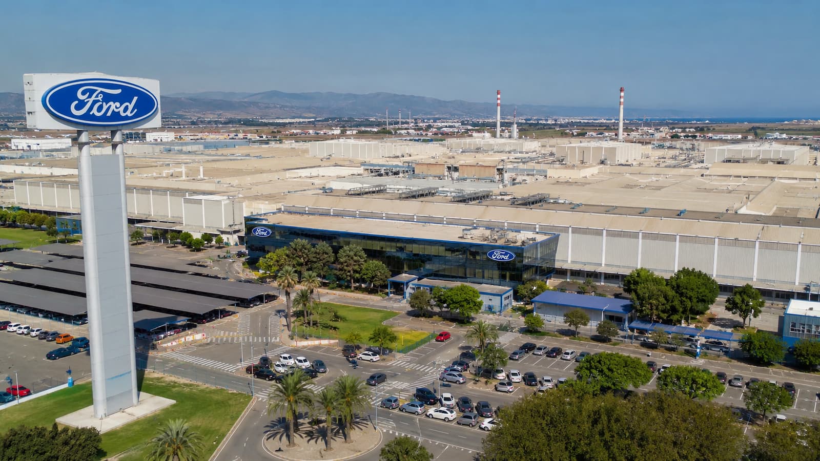 Planta de Ford en Almussafes clave para la industria auxiliar valenciana