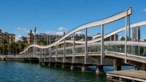 Pont de Marina en Barcelona una de las estructuras que será rehabilitada.