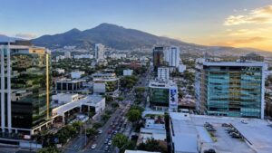 San Salvador y su actividad económica al inicio de 2026