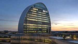 Sede de BBVA en Madrid donde el banco prepara su hoja de ruta de IA.