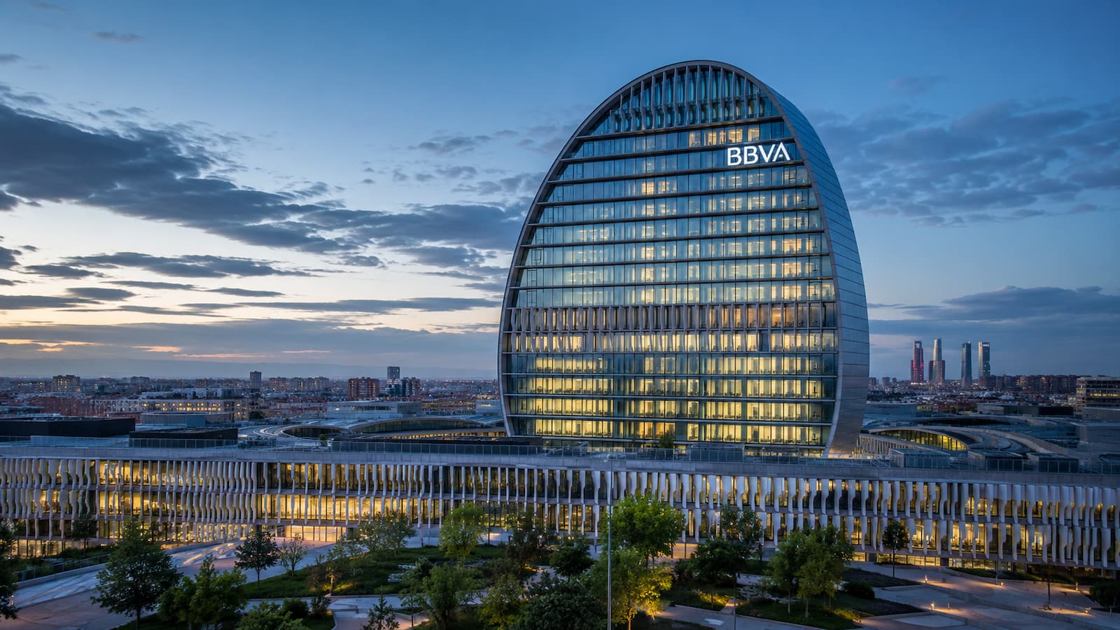 Sede de BBVA en Madrid durante el avance de sus proyectos de inteligencia artificial