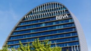 Sede de BBVA en Madrid entidad que irá a juicio oral por el caso Villarejo.
