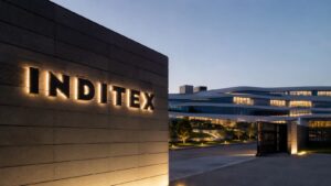 Sede de Inditex dueña de Zara y referente del consumo textil global