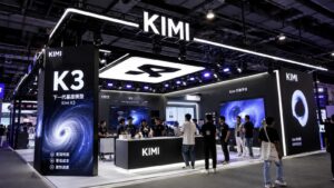Stand de Kimi K3 en la conferencia de inteligencia artificial de Shanghái.