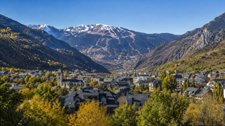 Benasque prepara 2.200 viviendas en Cerler: qué puede pasar con los precios, el alquiler y el empleo