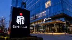 PKO Bank Polski fija las fechas del dividendo que afecta al ADR PSZKY