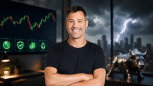 Yoni Assia fundador de eToro advierte de que el mundo será más volátil.